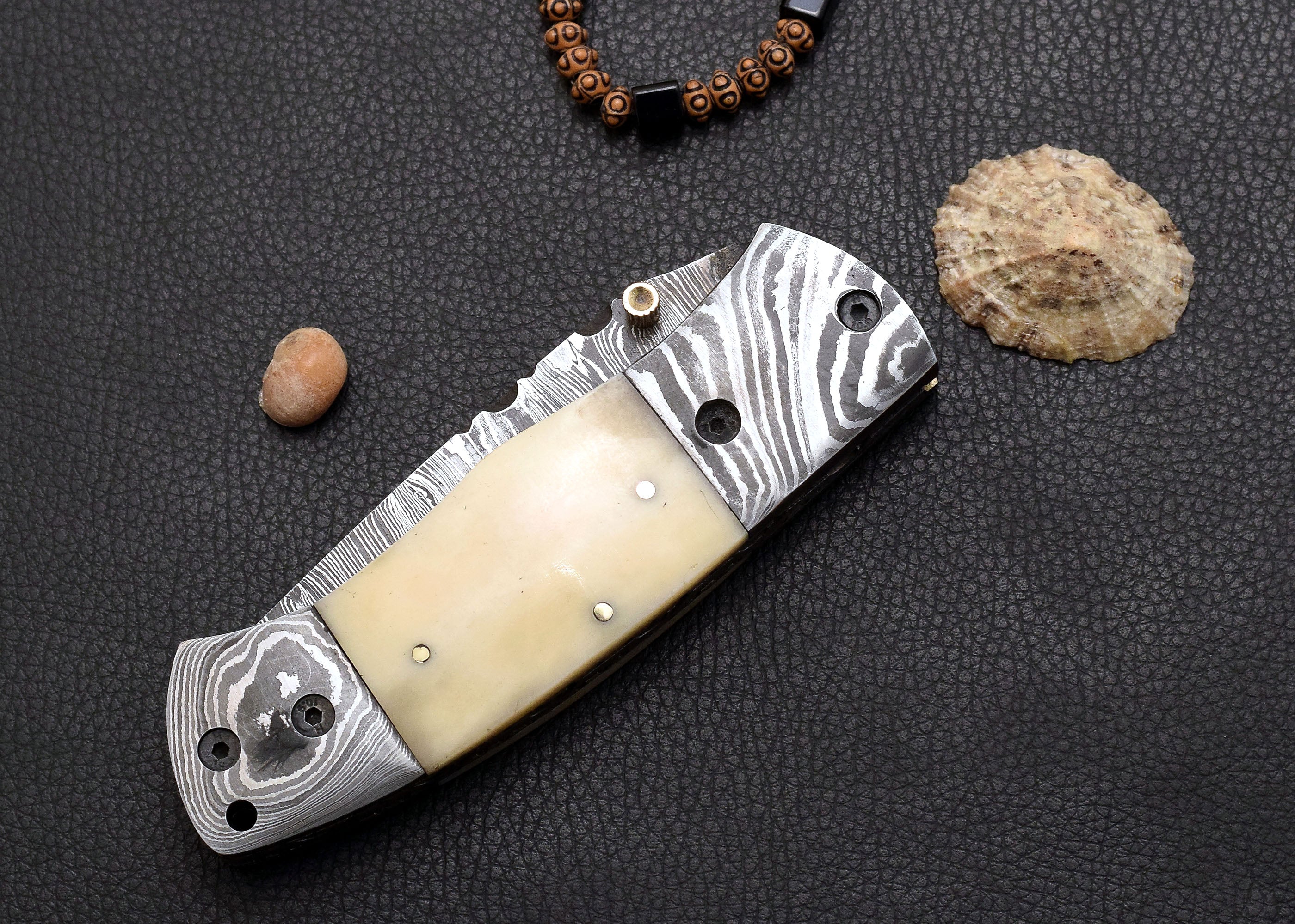 Driftbone Damascus folding EDC knife with cream bone handle