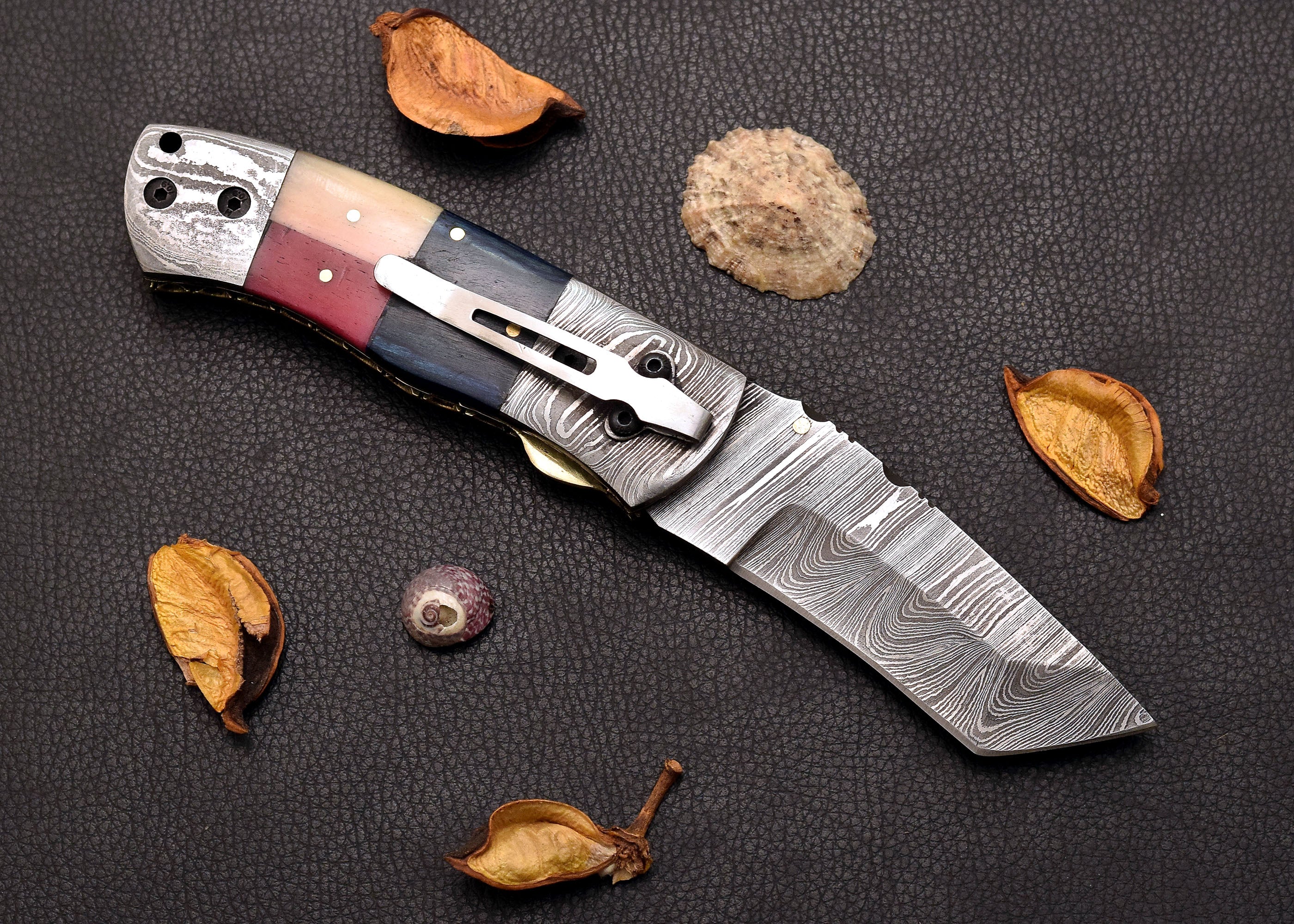 Prairie Tricolor Damascus folding EDC knife with tri-colour handle