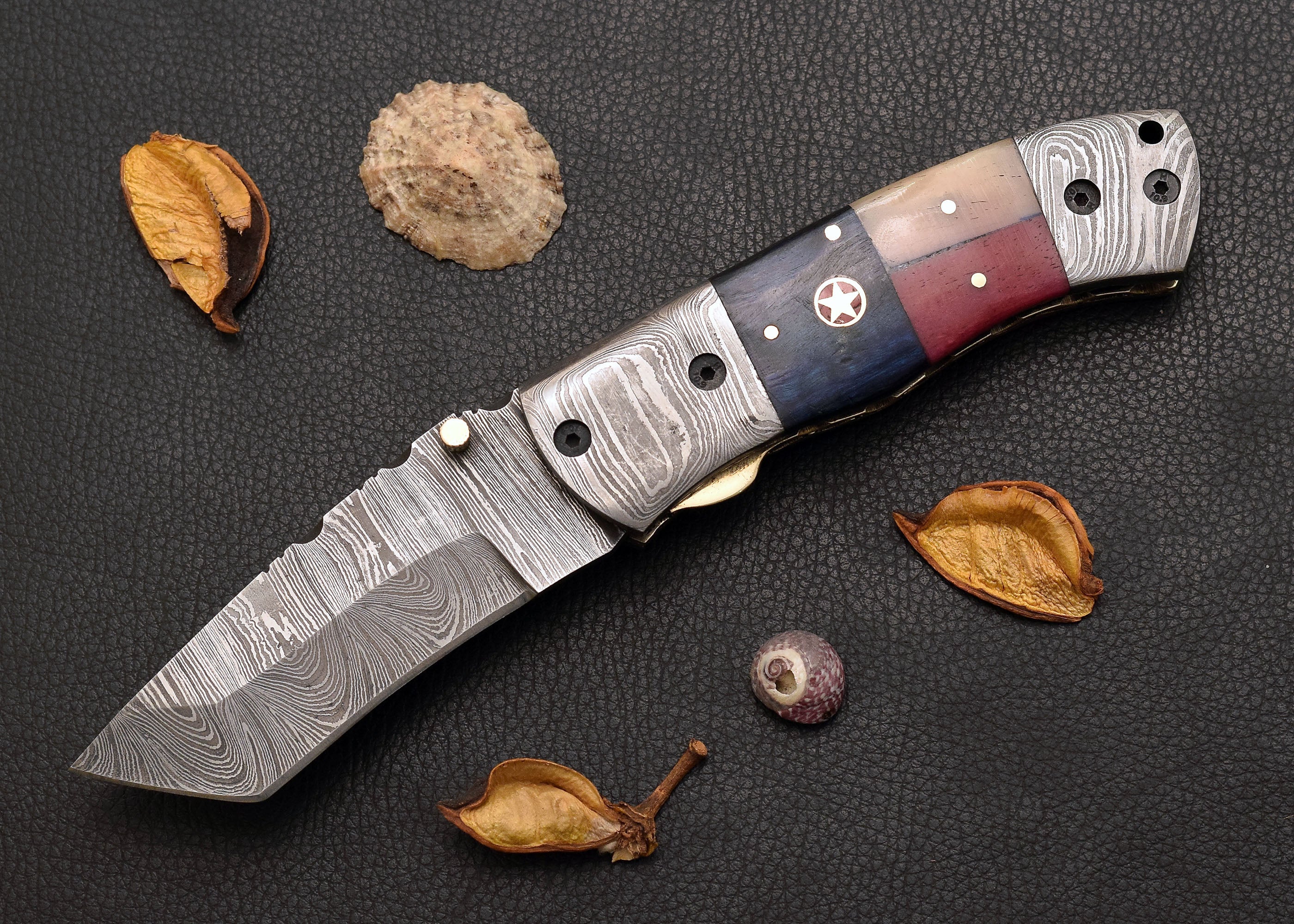 Prairie Tricolor Damascus folding EDC knife with tri-colour handle